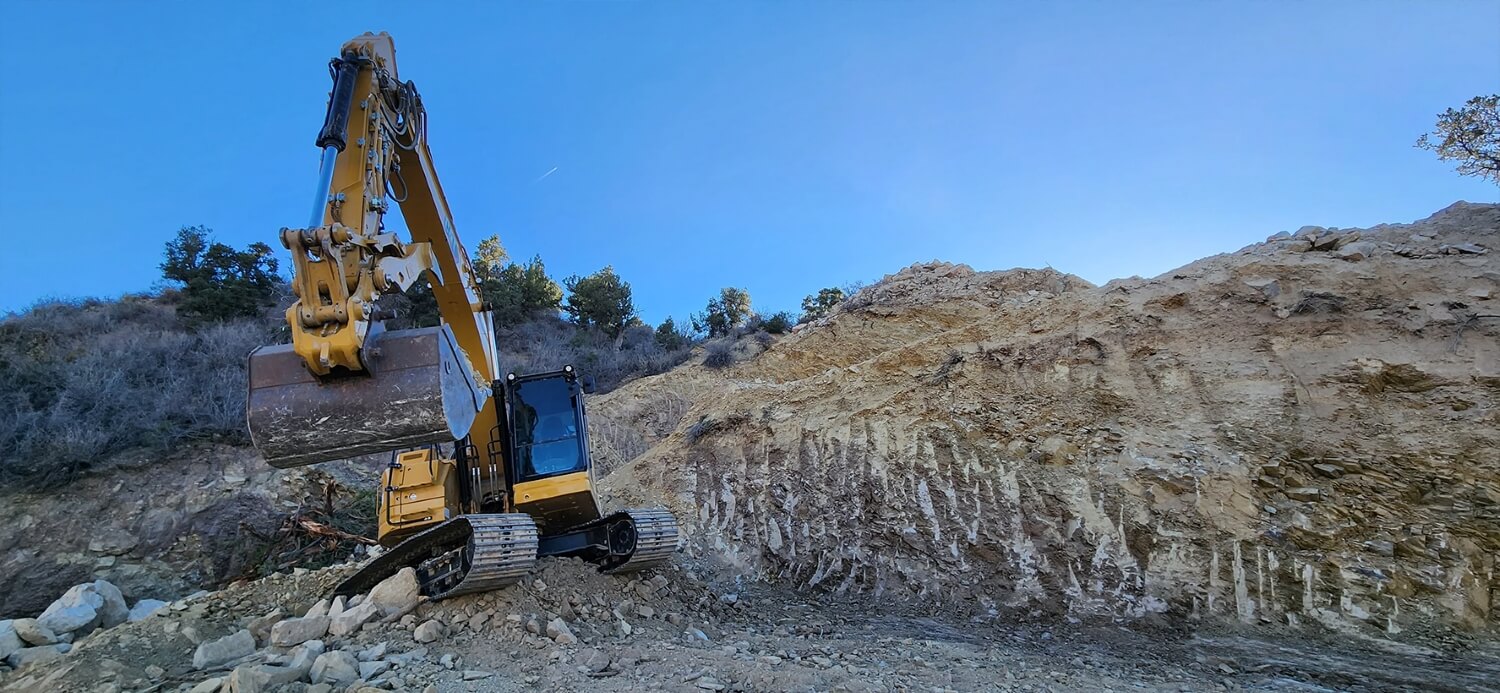 CAT Crawler Excavator with Bucket Attachment